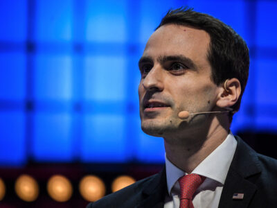 Casa Branca acusa China de roubo industrial de IA