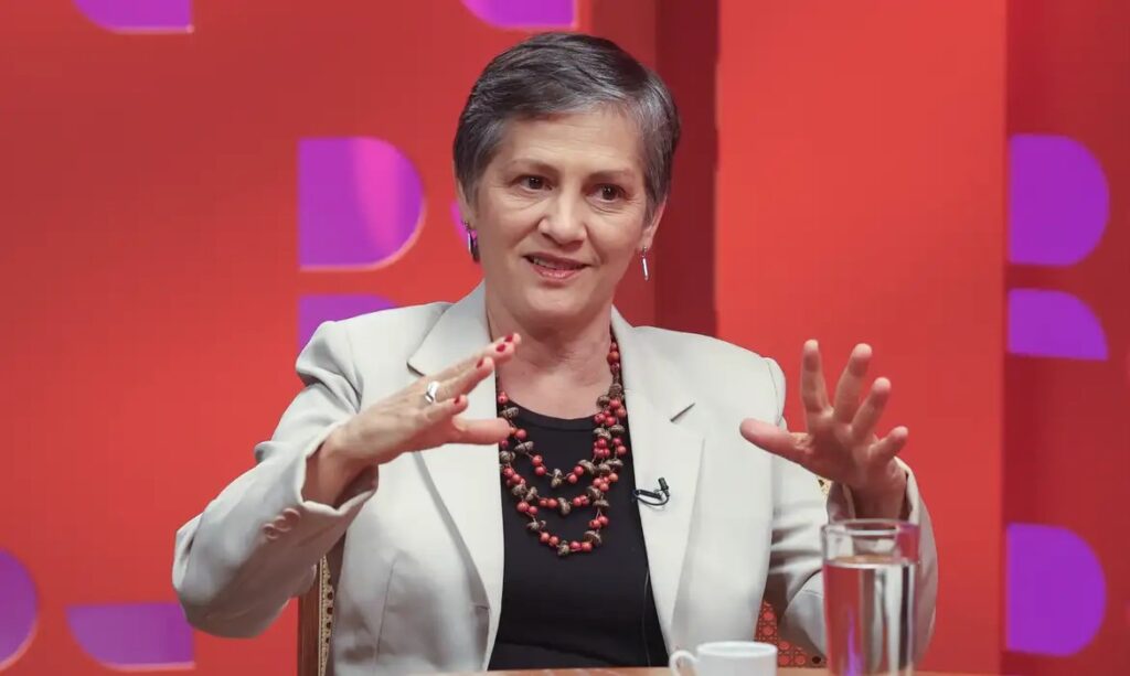 Fenaj repudia agressão a repórter na Câmara