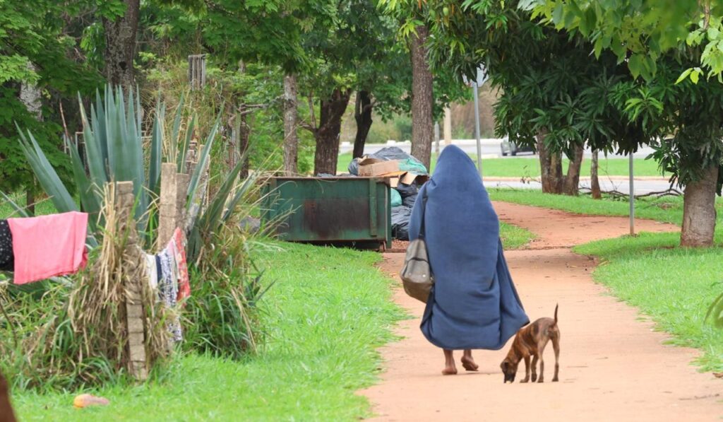 IBGE fará primeiro censo da população de rua em 2028