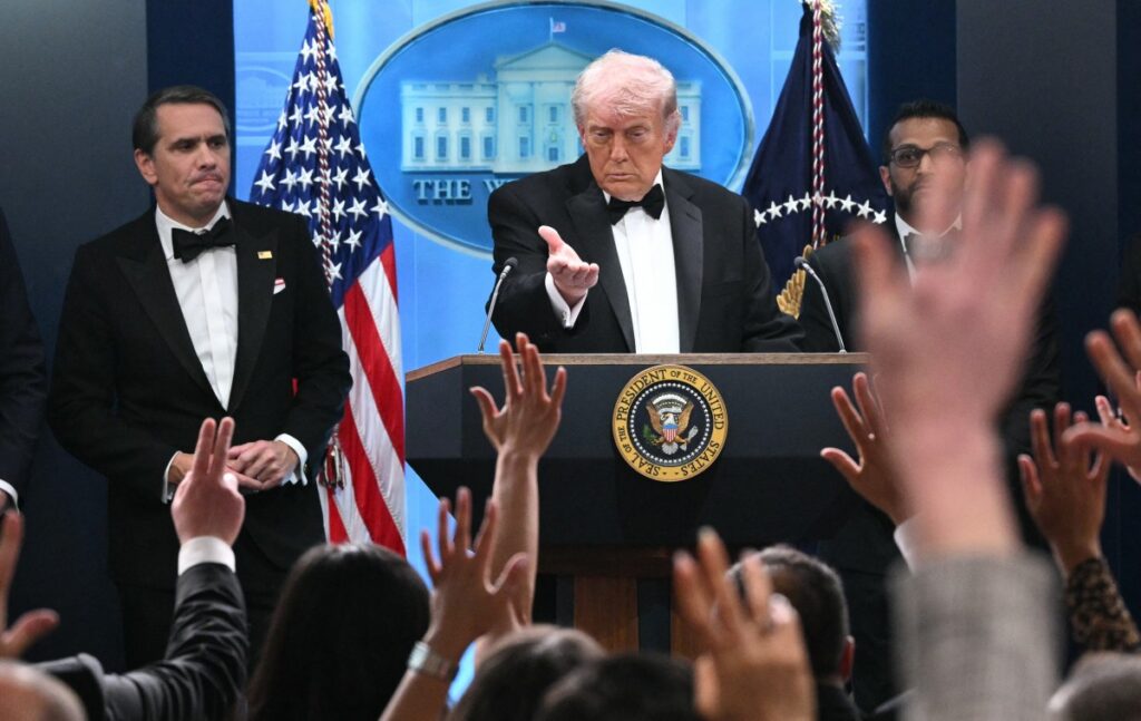 Trump classifica ataque como lobo solitário