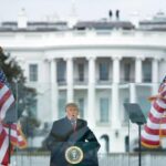 Casa Branca usa tiroteio para justificar salão de Trump