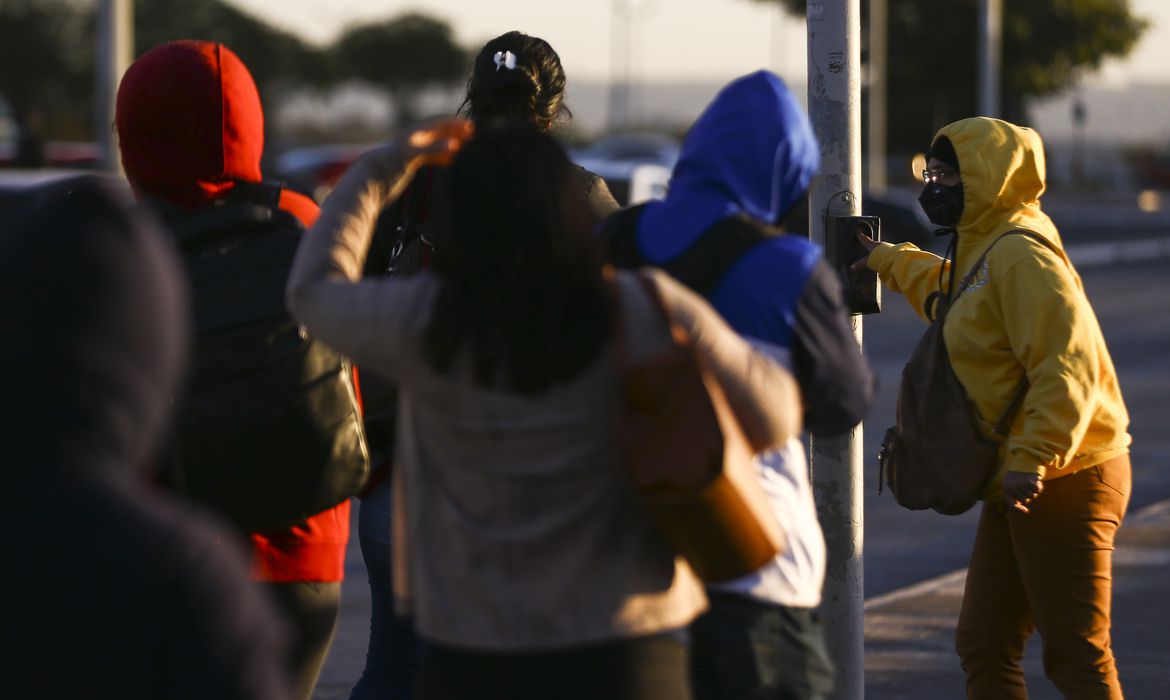 Frente fria e instabilidade provocam temporais no Sul, Sudeste e Norte
