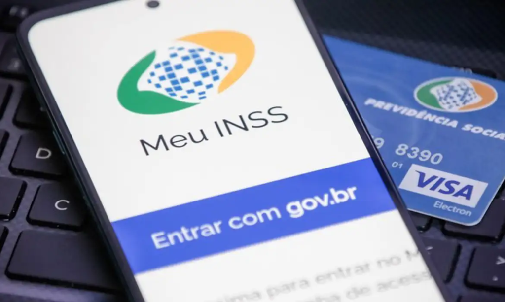 INSS alerta beneficiários por WhatsApp sobre prova de vida