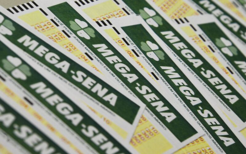 Mega-Sena acumula e prêmio salta para R$ 10 milhões