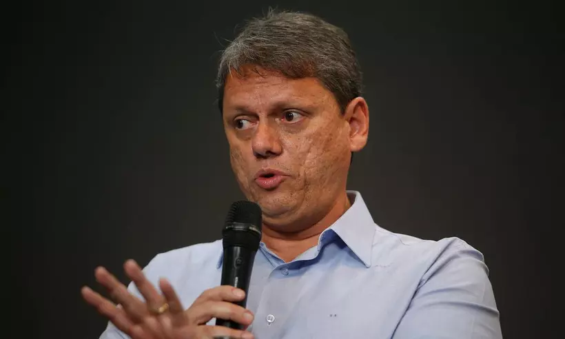 Tarcísio diz que São Paulo avançou sem apoio do governo federal