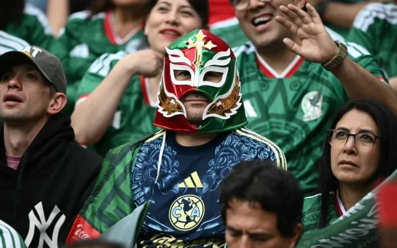México x Equador: Azteca lotado é trunfo para quebrar jejum de 40 anos