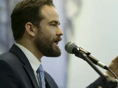 Comércio Brasil-EUA cai de 25% para 9% em 20 anos, diz Durigan