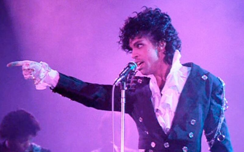 Prince: novo disco póstumo 'Timeless' com inéditas chega em agosto