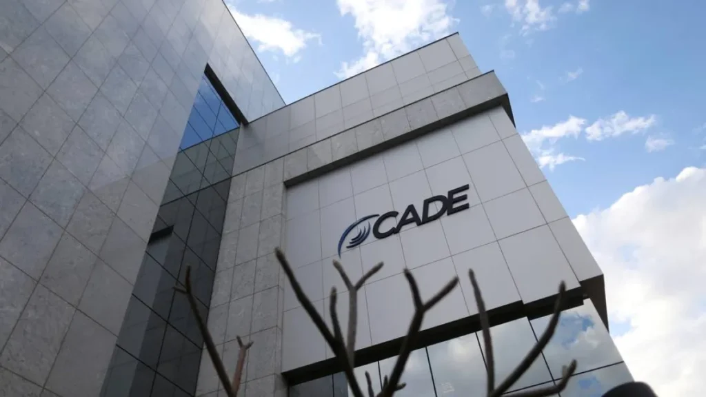 Crise no Cade: Lula e Alcolumbre travam comando do órgão