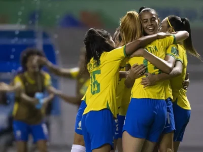 Lei ajusta férias escolares para Copa Feminina 2027