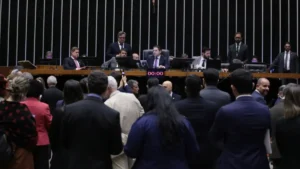 Big techs usam PL das Fake News contra regulação digital