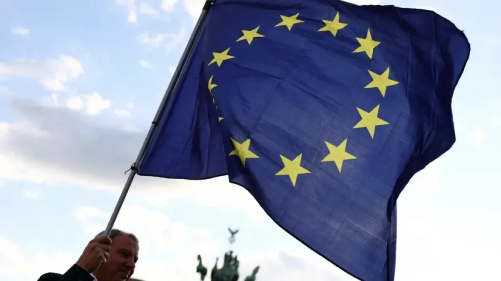 UE enfrenta crise migratória e avanço da ultradireita
