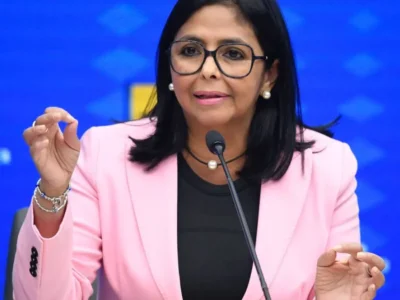Venezuela liberta 131 presos políticos em negociação