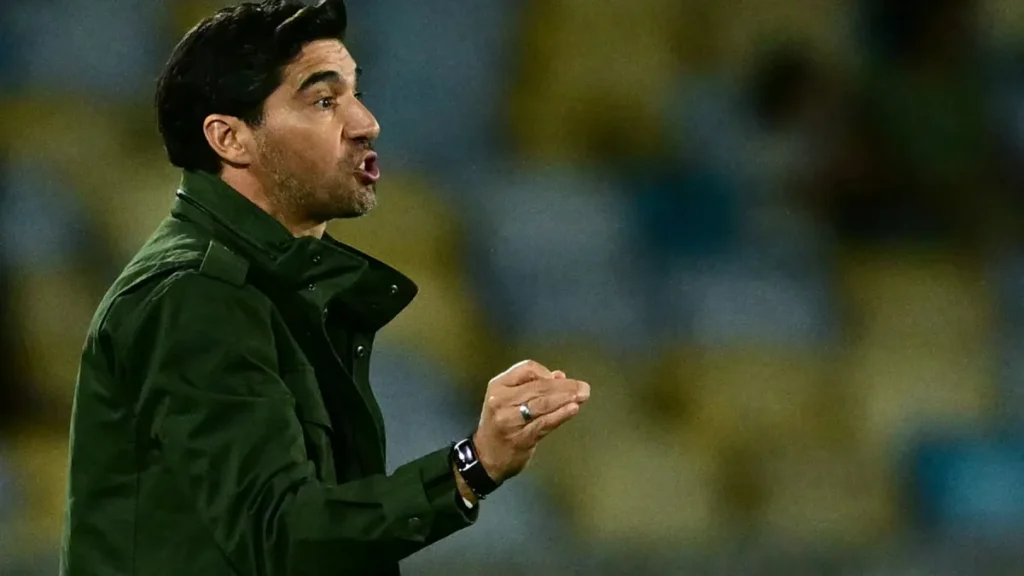 Abel Ferreira admite má fase do Palmeiras após virada: 'Não estamos bem