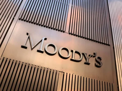 Moody's: gastos rígidos e polarização travam ajuste fiscal na América Latina